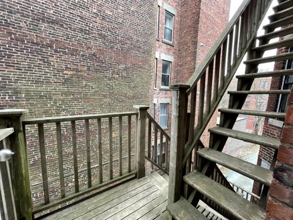 Primary Photo - 187 Germain St