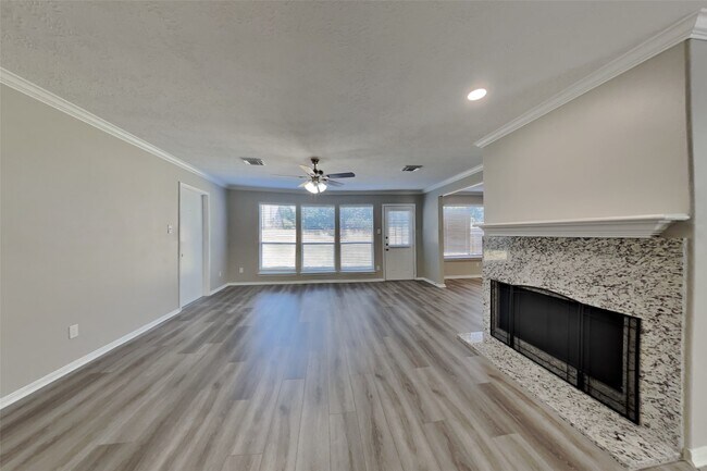 Foto del edificio - 21406 Park Post Ln