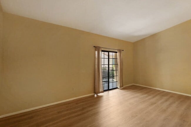 Building Photo - Age Restricted, 55+, 3 Bedroom Condo In Gu...