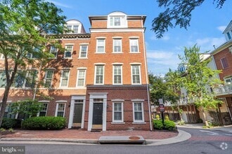 Building Photo - 611 Tivoli Passage