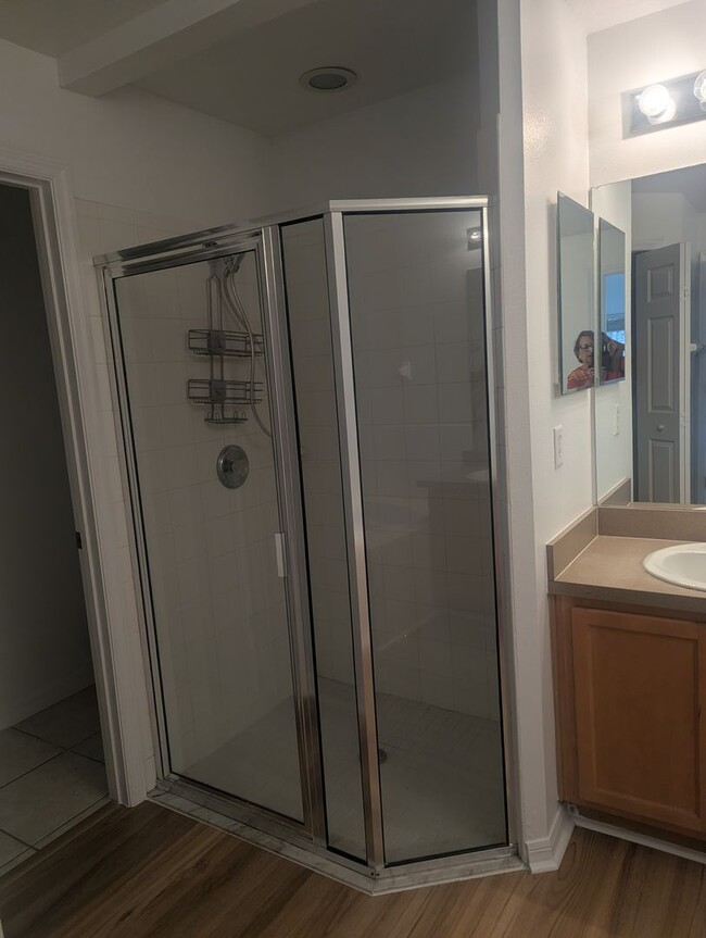 Building Photo - Completed renovated Home located in great location in Tavares