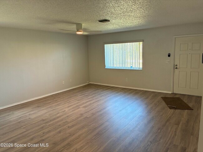 Foto del edificio - 131 NE 2nd St