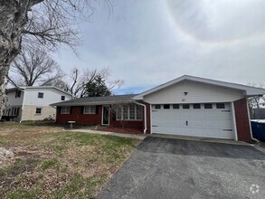 Building Photo - 21 Birch Dr