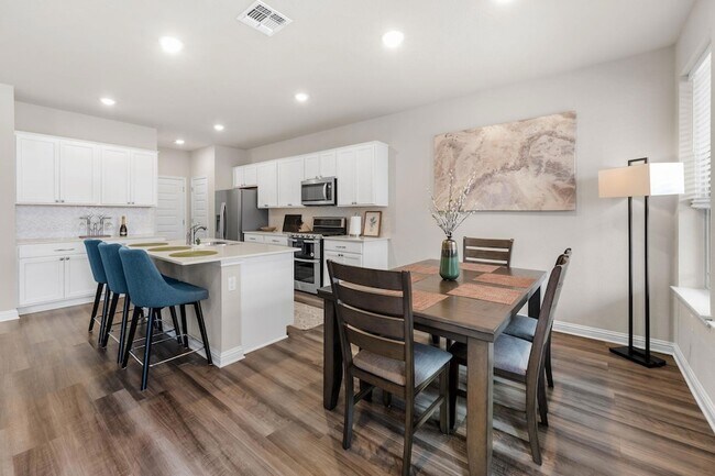 Foto del edificio - 8109 Mandela Bend