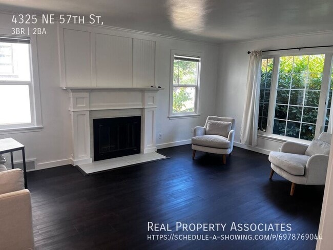 Building Photo - 4325 NE 57th St