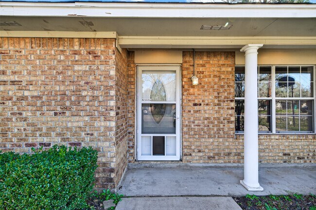 Foto del edificio - 210 N Shirley Ln