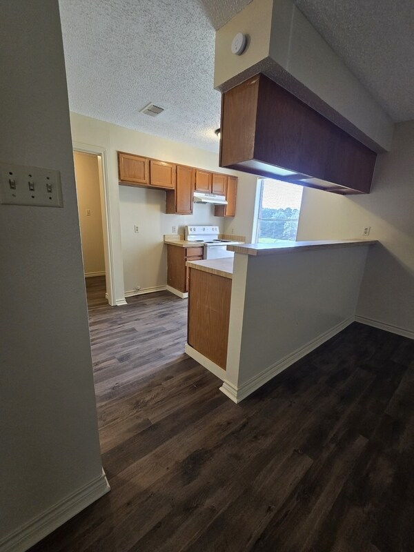 Foto del edificio - 6841 Brown St