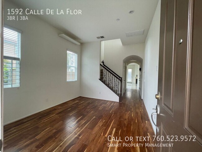 Foto del edificio - High End Single Family House -3 Bedroom/ 2...