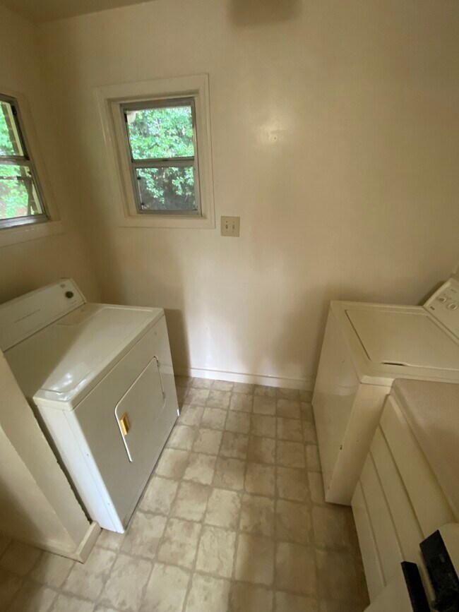 Foto del edificio - 280 Peabody St