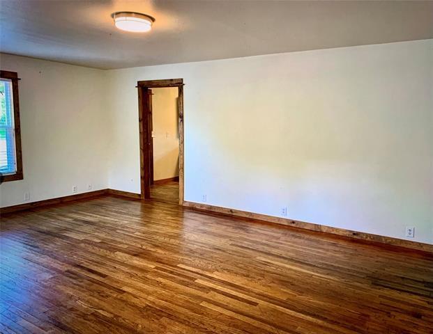 Building Photo - 107 N Bean St