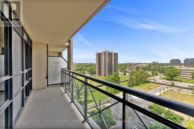 Photo du bâtiment - 6 Eva Rd