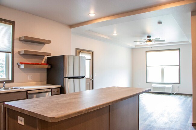 Foto del edificio - Spacious Corner 1 Bed!