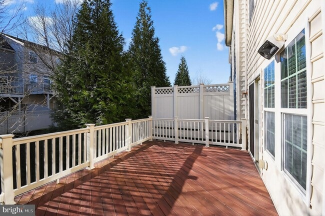 Foto del edificio - 2102 Congresbury Pl