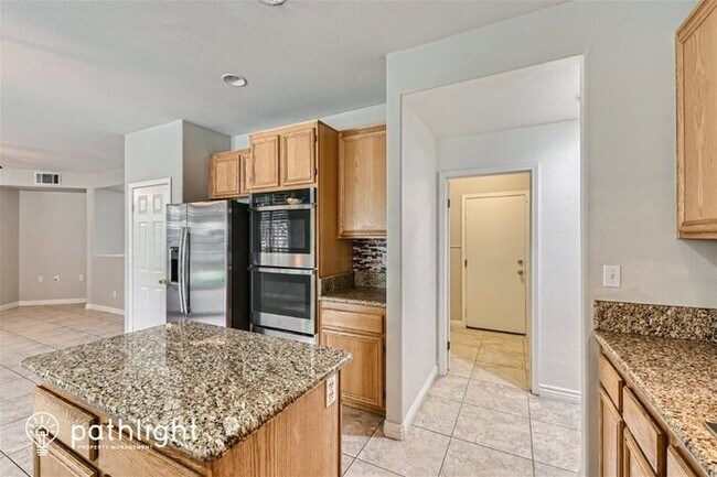 Building Photo - 5775 Westchester Way, Corona, CA, 92880