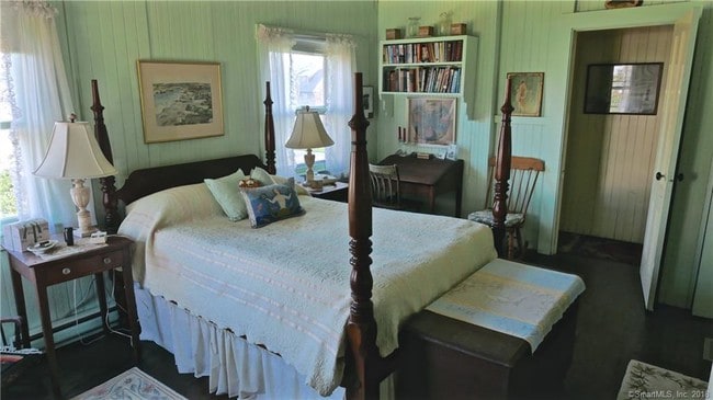 Building Photo - 91 Middle Beach Rd