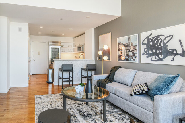Foto del edificio - 335 W 9th St