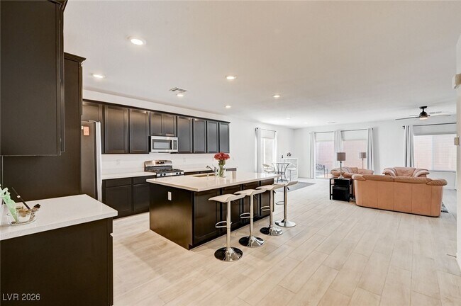 Foto del edificio - 3791 McLeod Dr