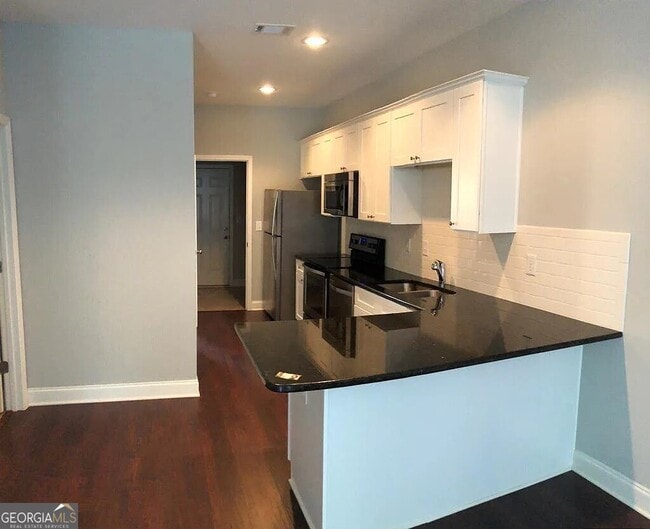 Foto del edificio - 1350 Binghampton Cir