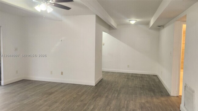 Building Photo - 1045 S Flagler Ave