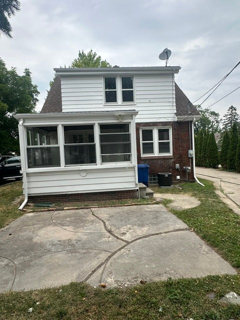 Foto del edificio - 15346 Camden Ave