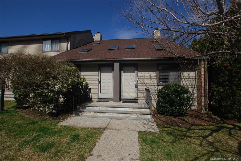 2289 Bedford St, Stamford, CT 06905 Townhouse for Rent in Stamford