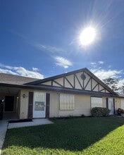Building Photo - 5 Bogey Cir