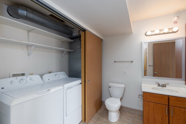 Foto del edificio - Fountains Apartments