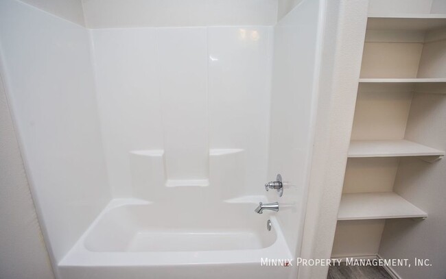 Foto del edificio - 1138 N 7th St