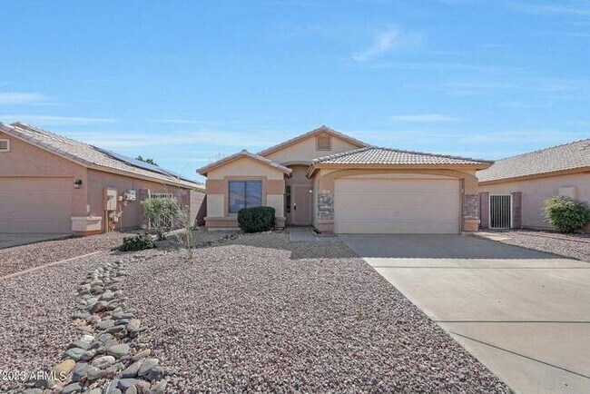 Foto del edificio - Stunning 3-bedroom, 2-bath home