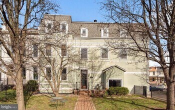 Building Photo - 1434 Potomac Ave SE
