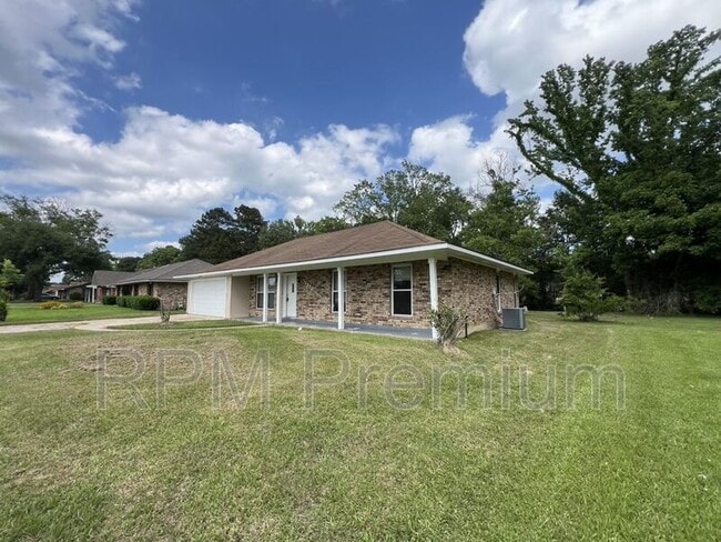 Building Photo - 13830 Felicity Dr
