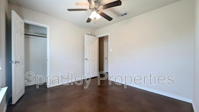 Foto del edificio - 510 Pepper Spring Ct