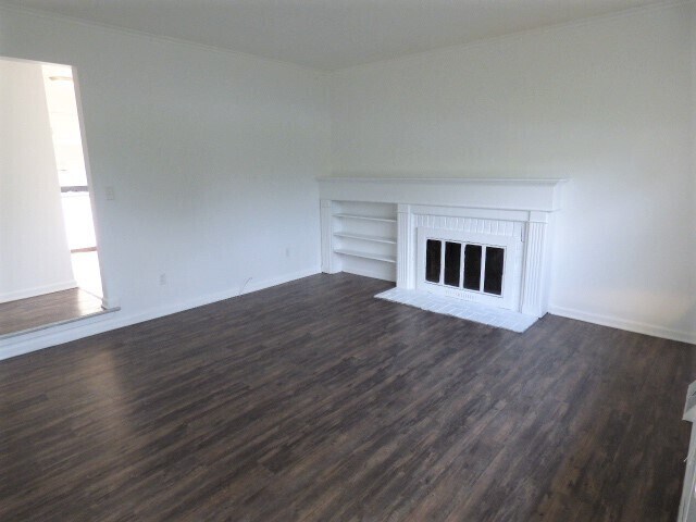 Building Photo - Forest Park Half Double