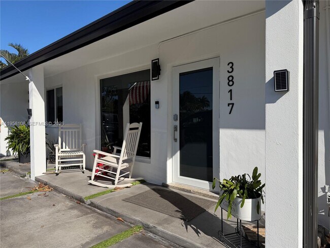 Foto del edificio - 3817 SW 33rd Ct