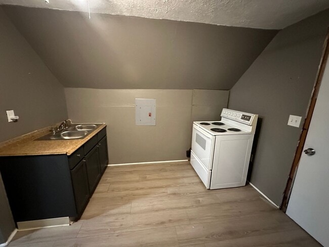 Foto del edificio - 1311 E 187th St