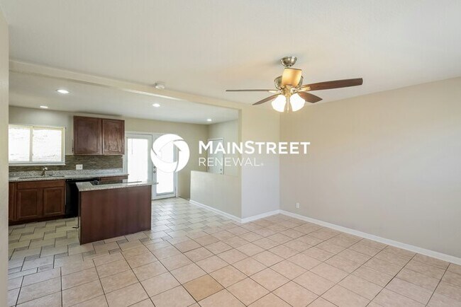 Building Photo - 5 Bedroom Pet-Friendly Home in THORNTON, C...
