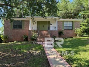Building Photo - 16 Lancers Ln