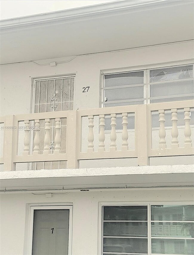 Foto del edificio - 20120 NE 2nd Ave