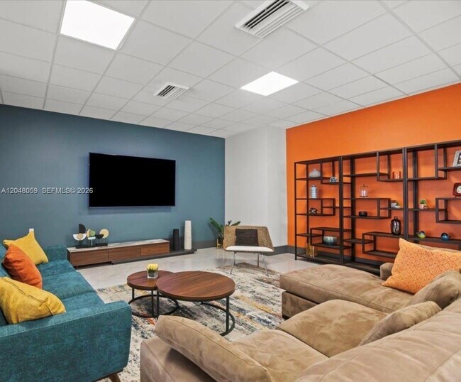 Building Photo - 3140 S Ocean Dr