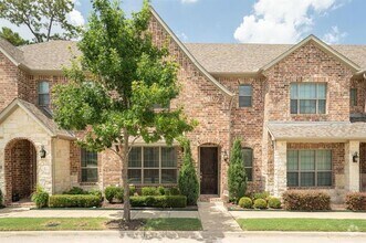 Building Photo - 2236 Pinnacle Ln