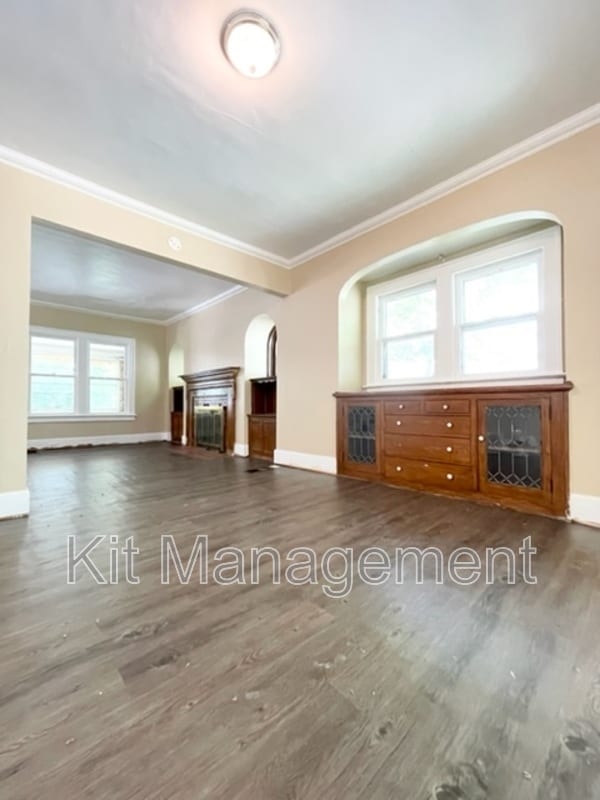 Building Photo - 3722 Homewood Ave