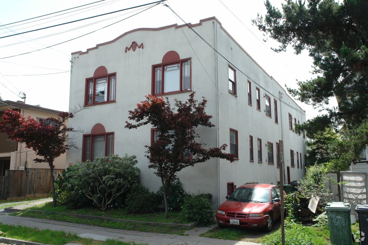 Primary Photo - 1914 Channing Way