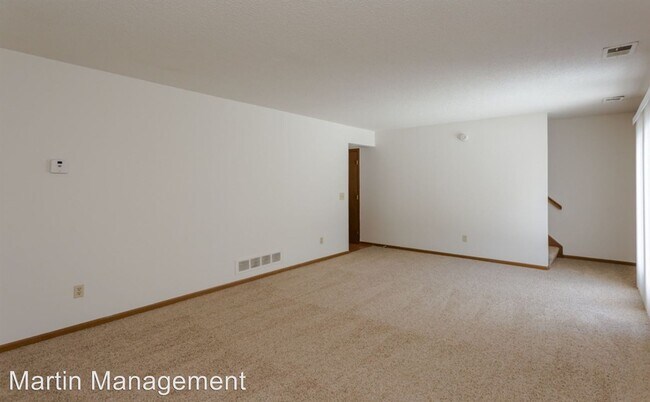 Foto del edificio - 6016-6038 Black Oak Dr