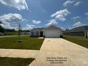 Building Photo - 140 Lochwolde Dr