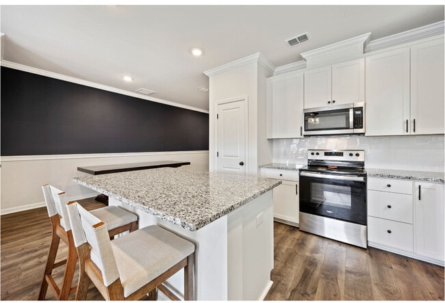 Building Photo - 167 Benelli Dr