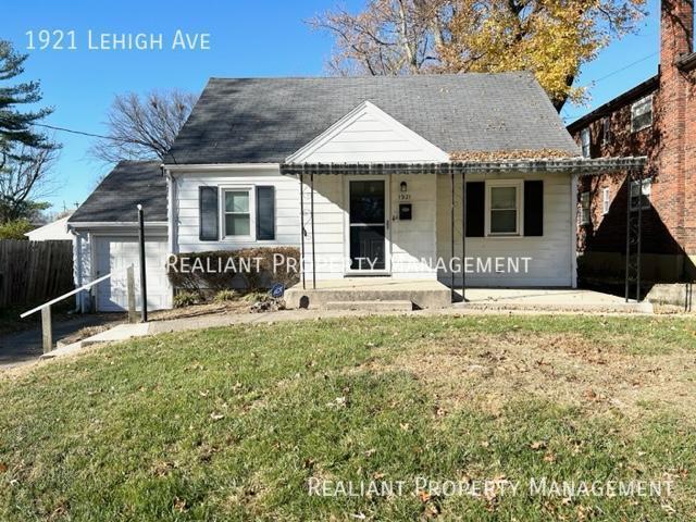 Primary Photo - 1921 Lehigh Ave
