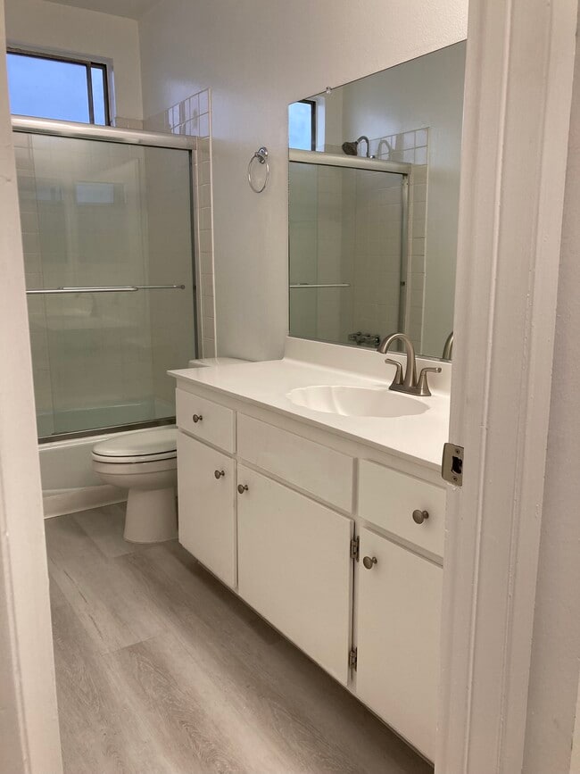 Upgraded bath fixtures - 1236 Amherst Ave