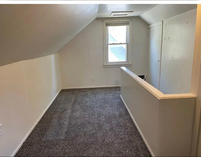 Foto del edificio - 723 3rd St SW