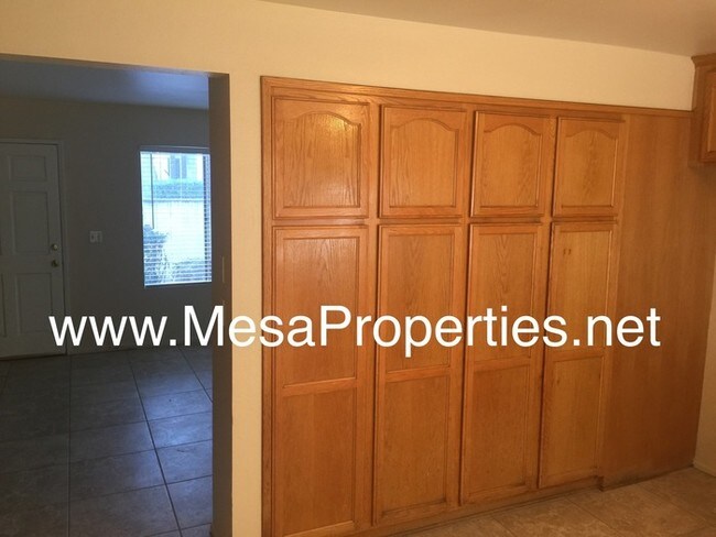 Building Photo - 133 Linda Way