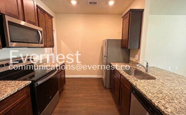 Foto del edificio - 6288 Rainbow Row